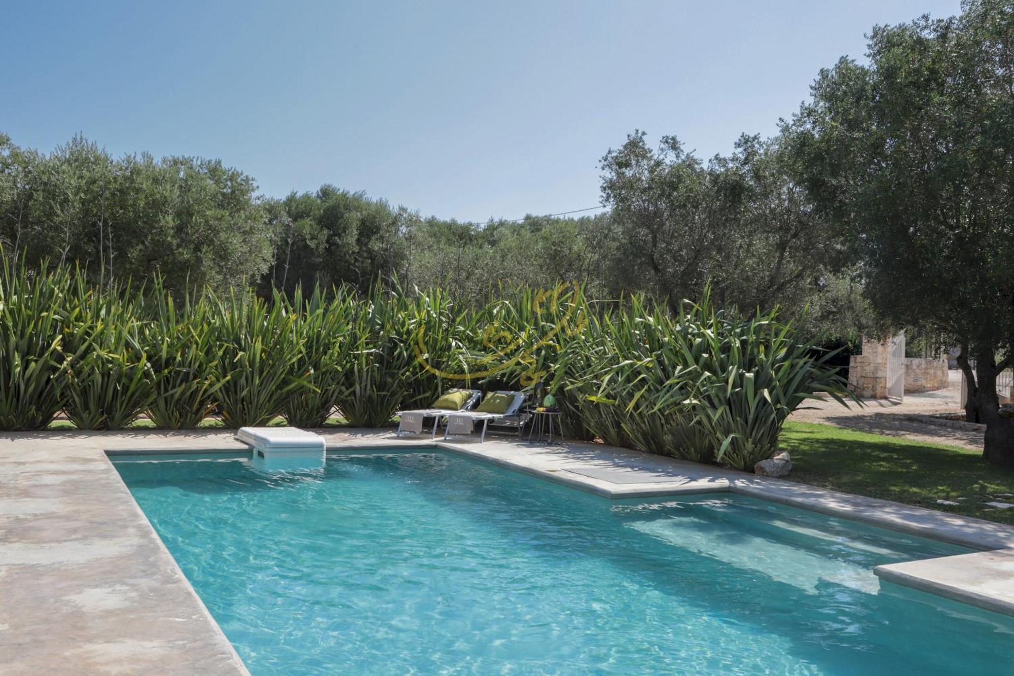 Td Dimora Del Giglio With Organic Garden With Pool Villa Ostuni Exterior photo